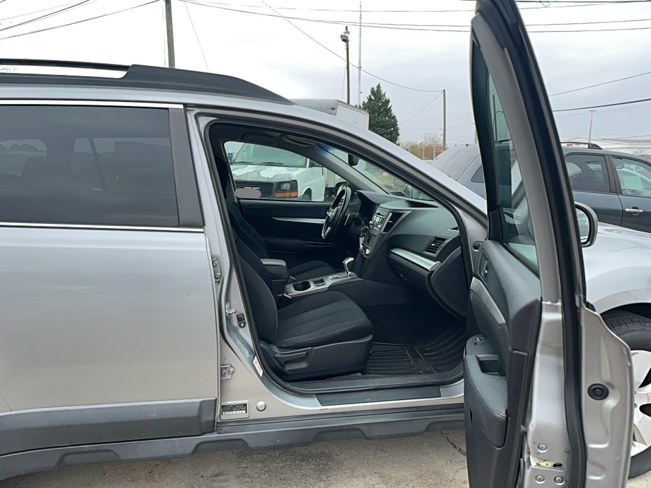 SUBARU OUTBACK 2.5I PREMIUM