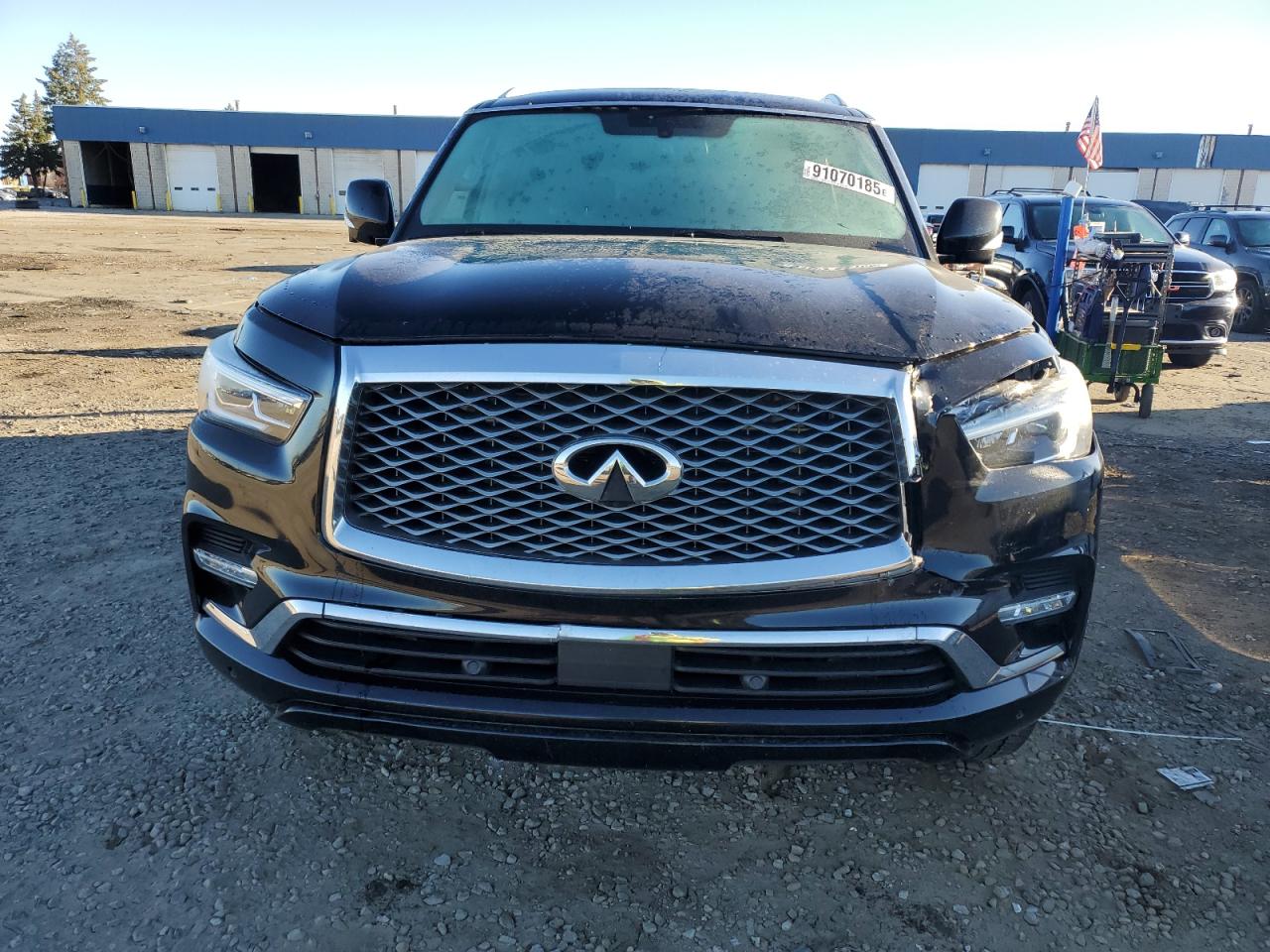 INFINITI QX80 BASE