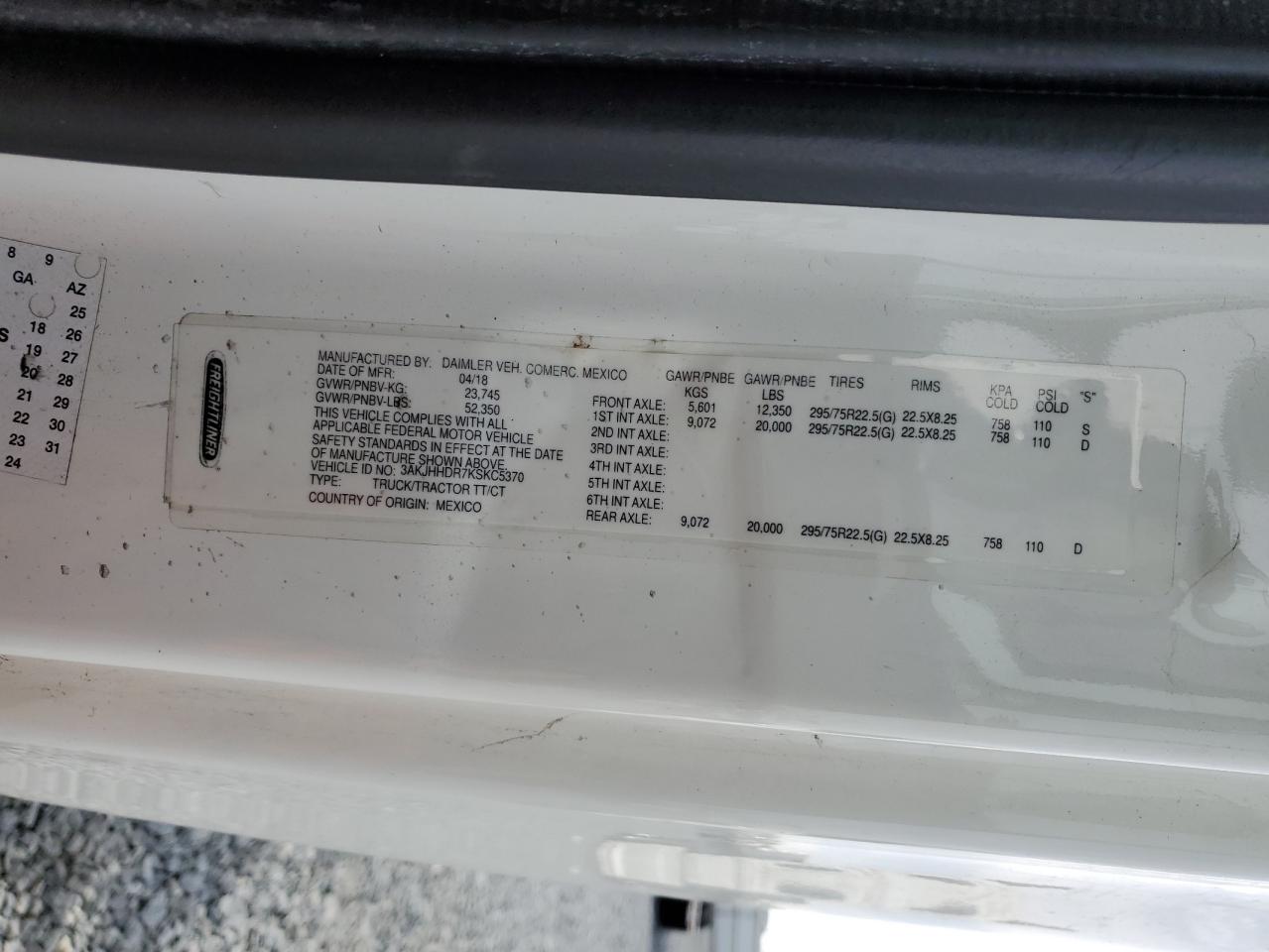 Lot #3287273011 2019 FREIGHTLINER CASCADIA 1