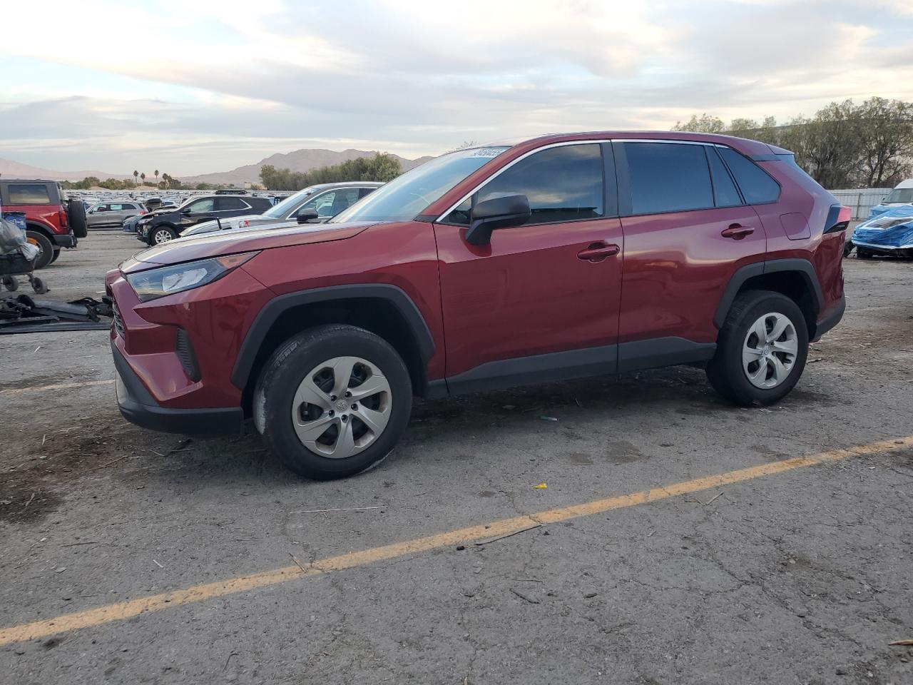TOYOTA RAV4 LE