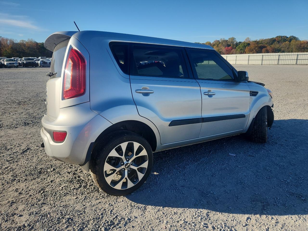 KIA SOUL +