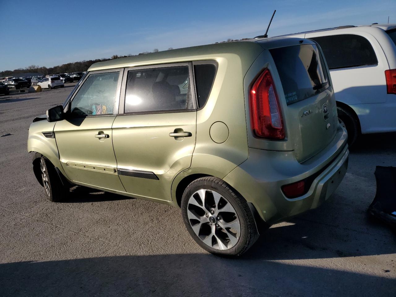 KIA SOUL +