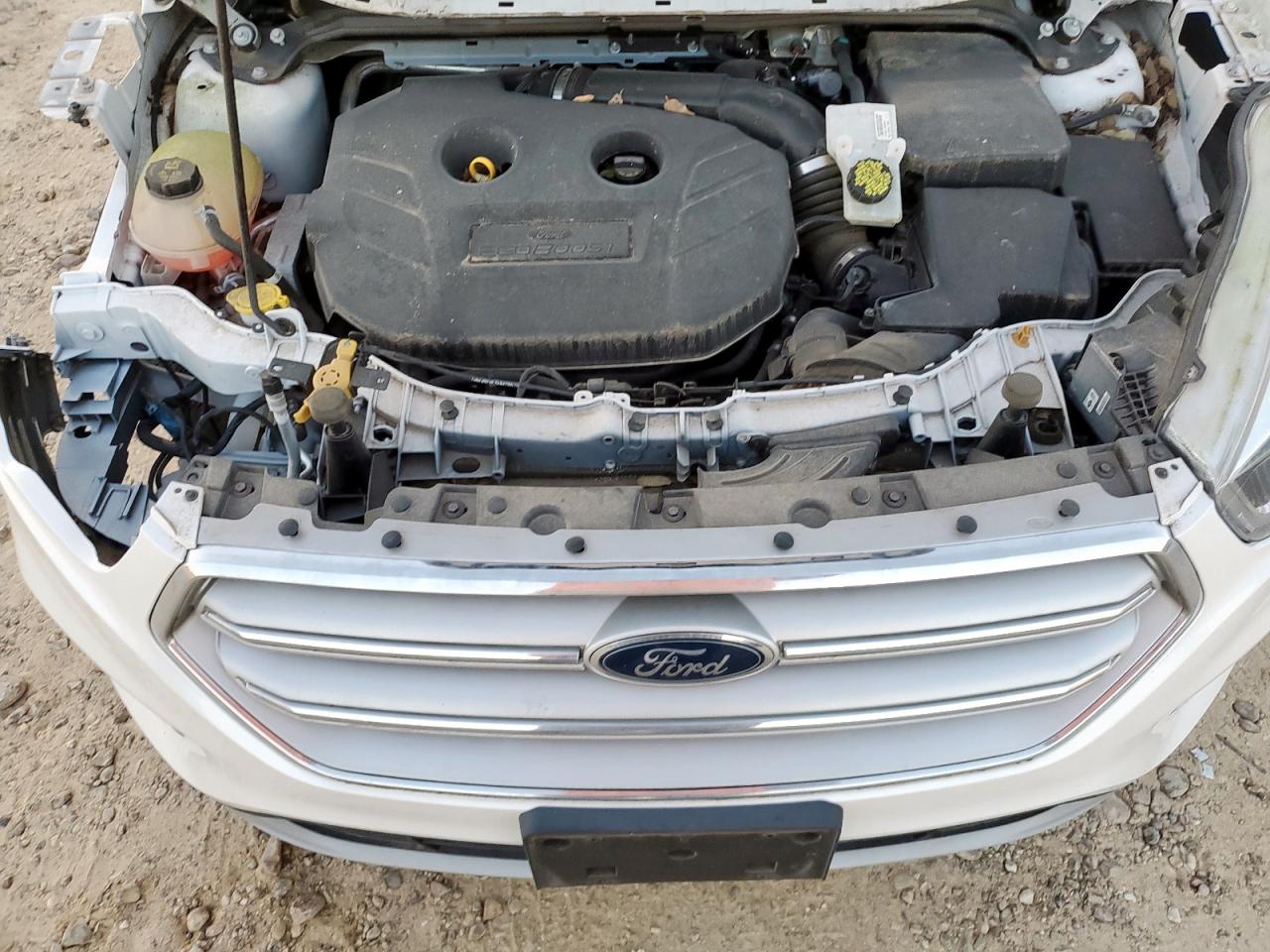 FORD ESCAPE TITANIUM