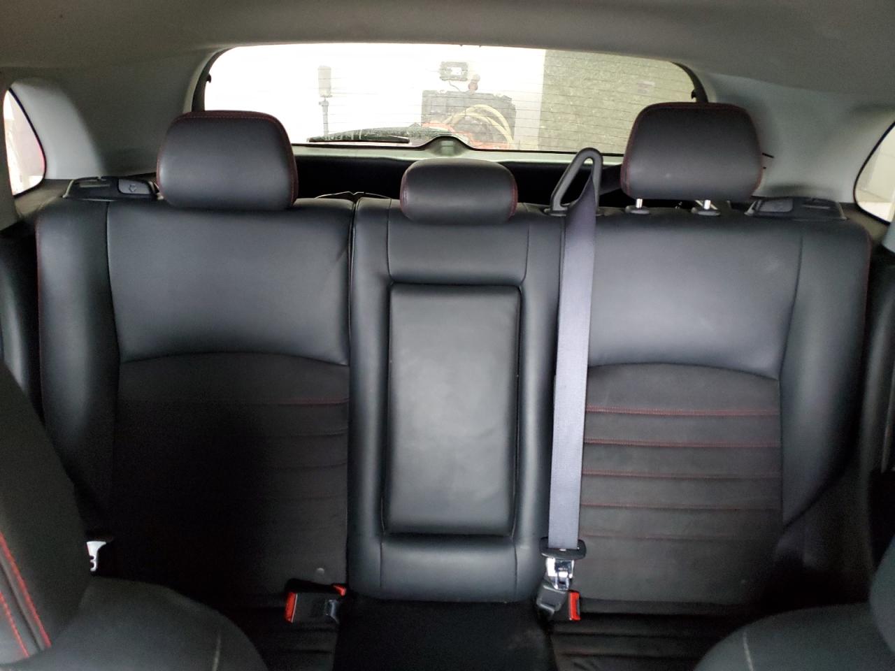 MITSUBISHI OUTLANDER ES