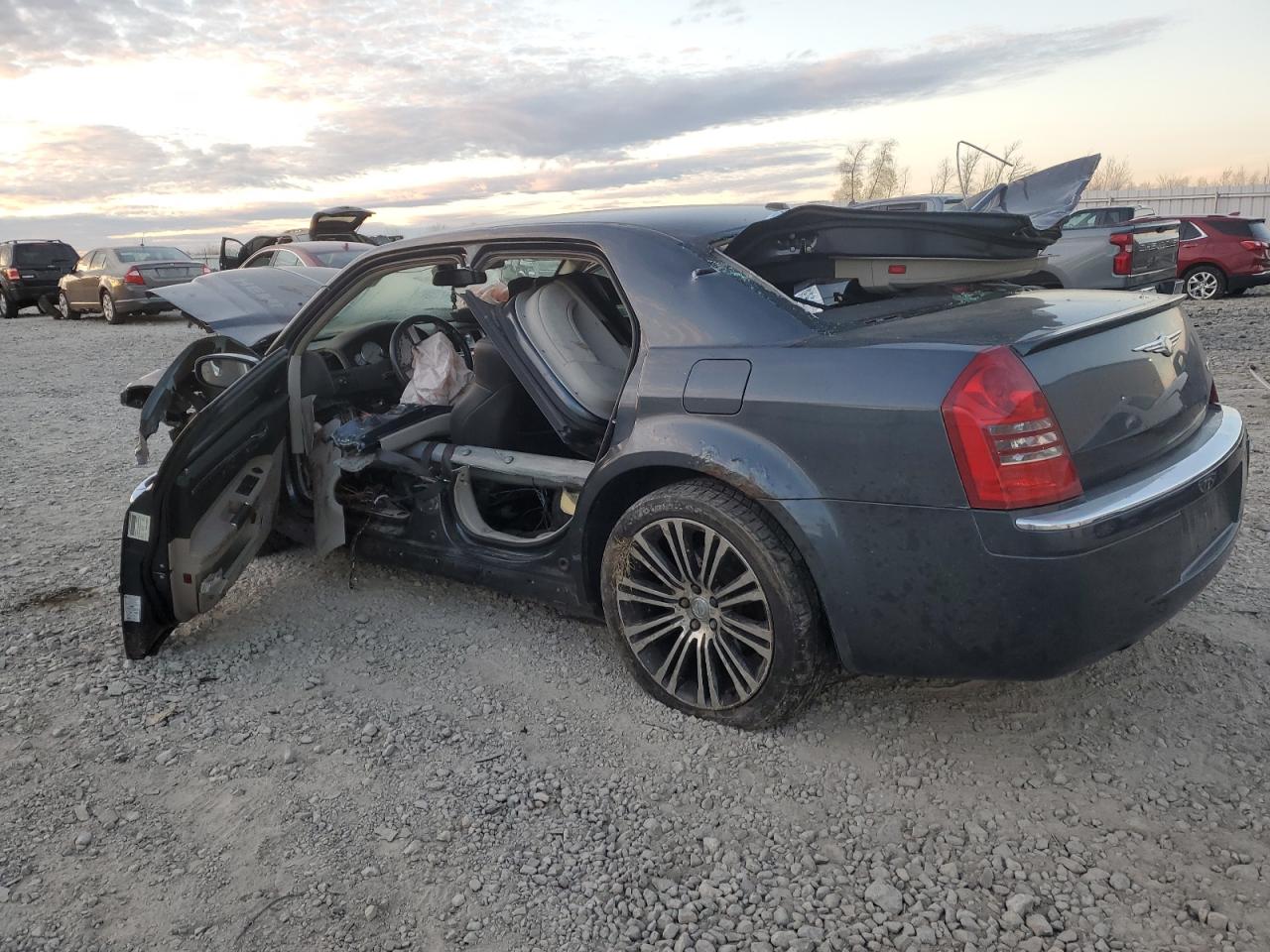 Lot #3298133177 2007 CHRYSLER 300C