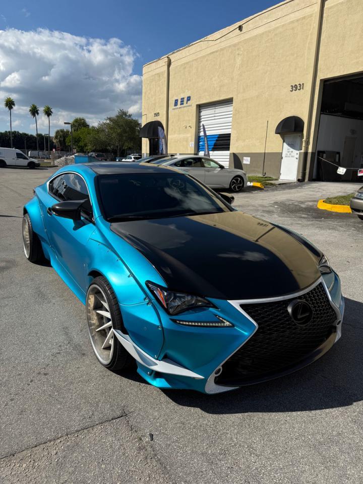 LEXUS RC 200T