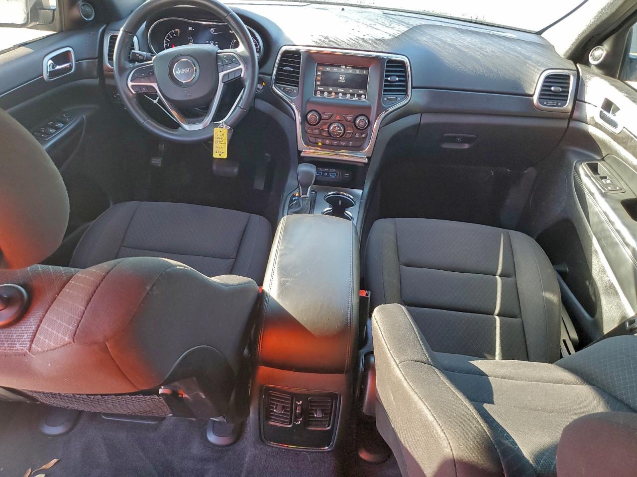 JEEP GRAND CHEROKEE LAREDO