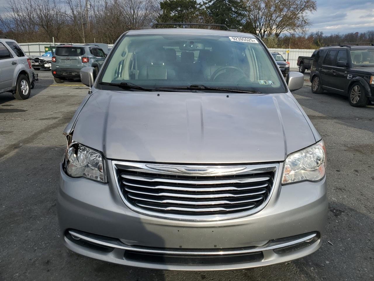 CHRYSLER TOWN & COUNTRY TOURING