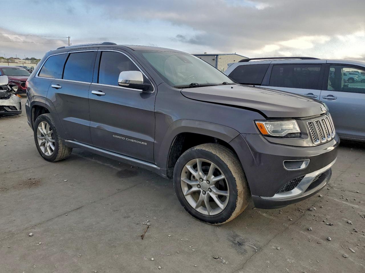 JEEP GRAND CHEROKEE SUMMIT