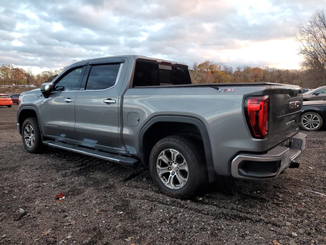 GMC SIERRA K1500 SLT