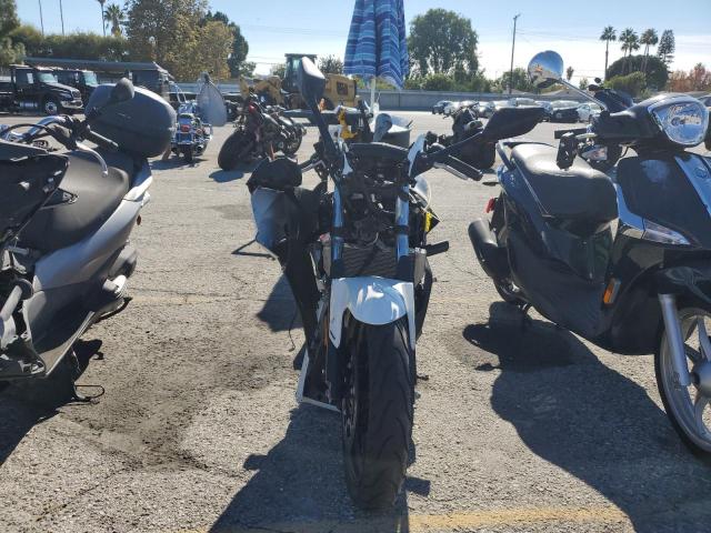2017 YAMAHA YZFR3 A #3297223391