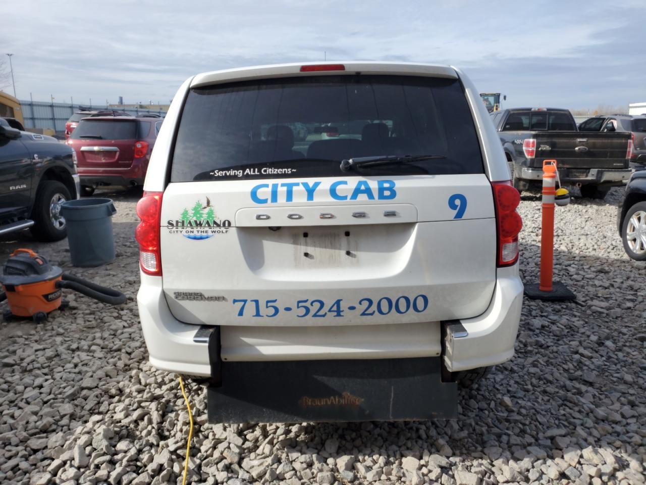 DODGE GRAND CARAVAN SE