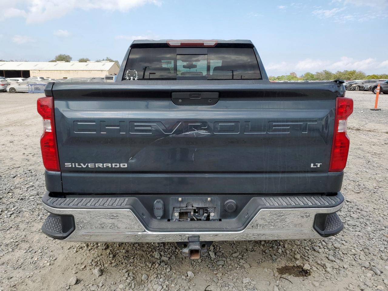 CHEVROLET SILVERADO C1500 LT