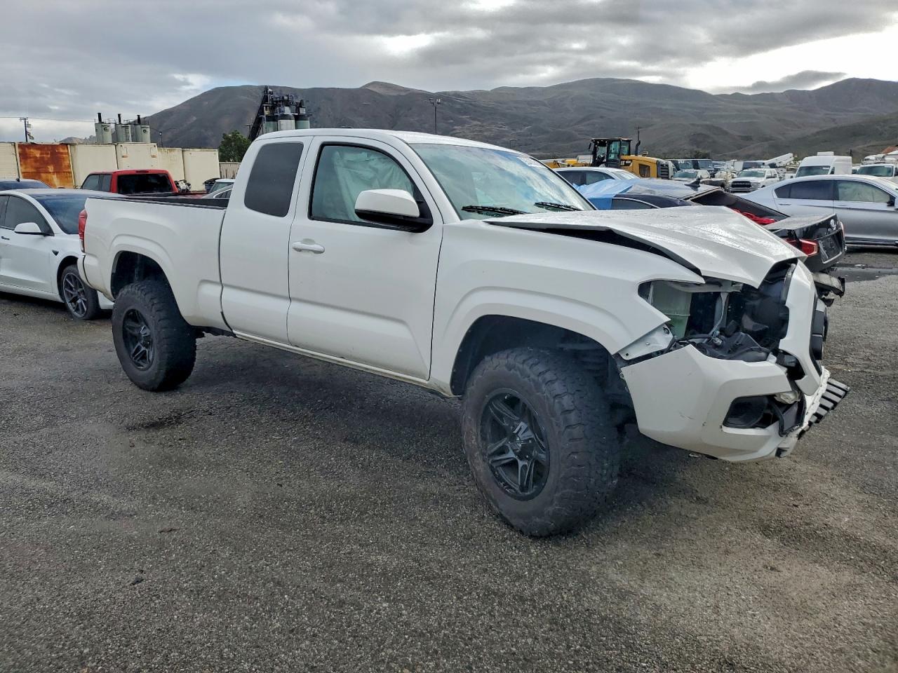 TOYOTA TACOMA ACCESS CAB