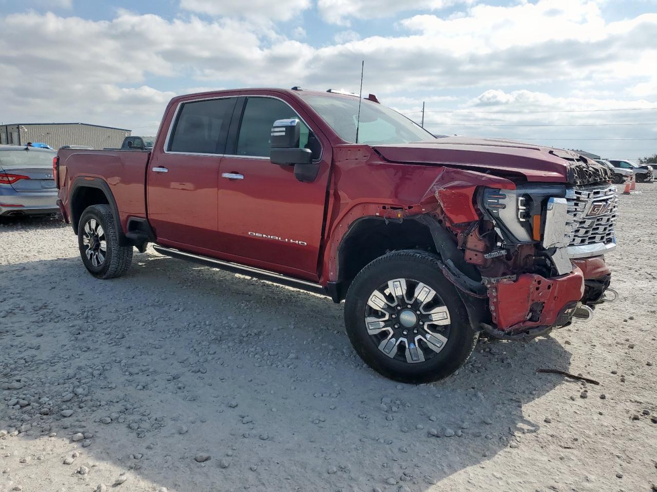 GMC SIERRA K2500 DENALI
