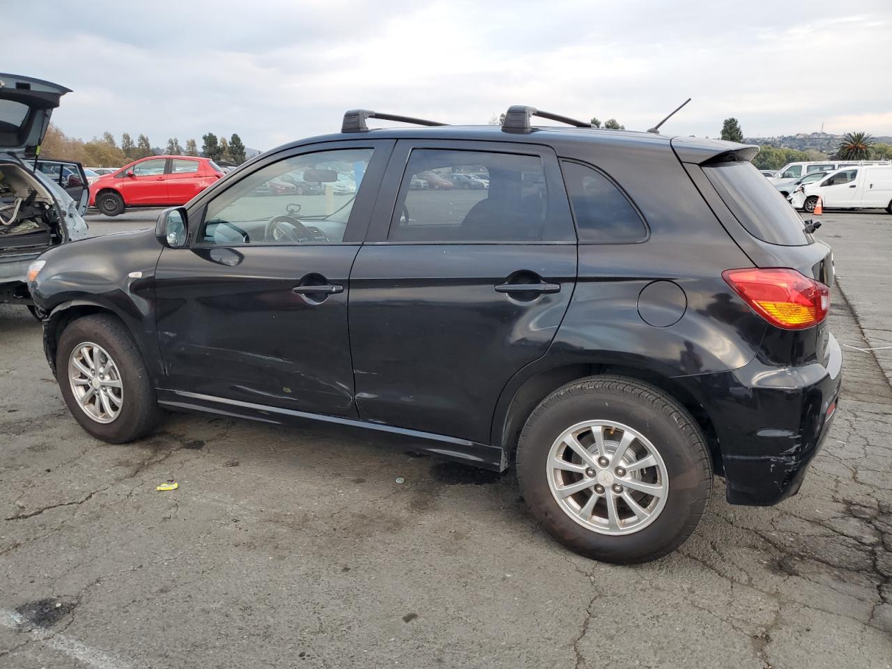 MITSUBISHI OUTLANDER ES