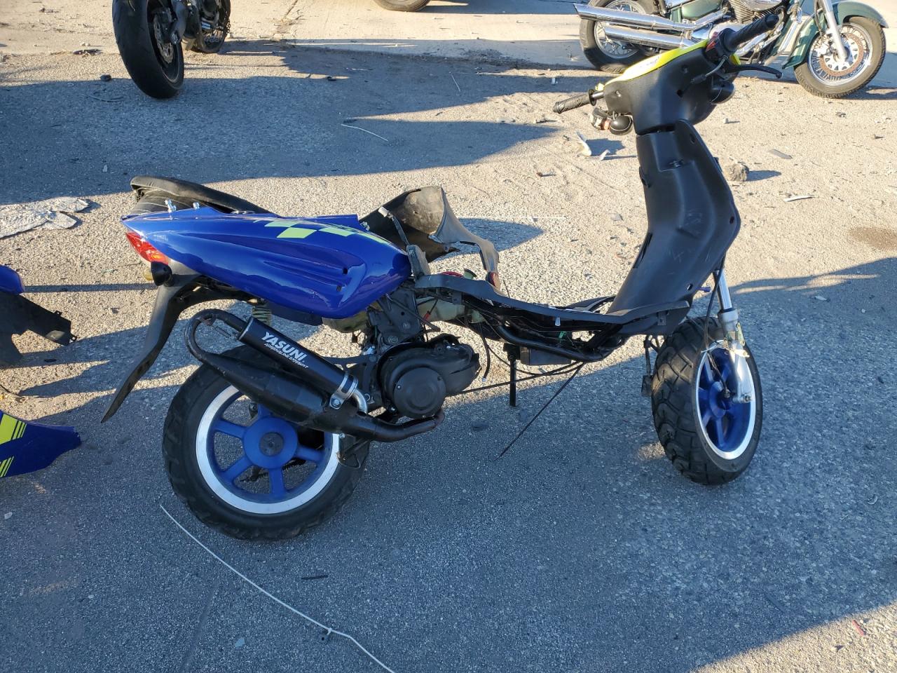 Lot #3283814455 2007 KEEW FACT