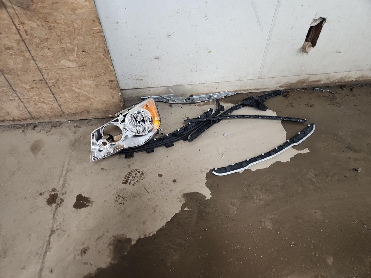 CHRYSLER TOWN & COUNTRY TOURING L