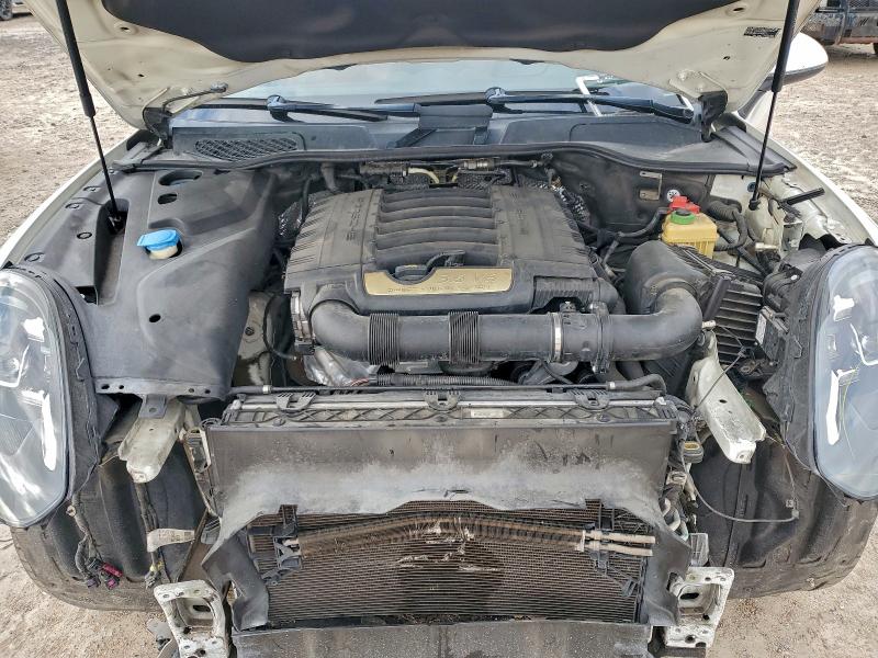 2018 PORSCHE CAYENNE #3311609219