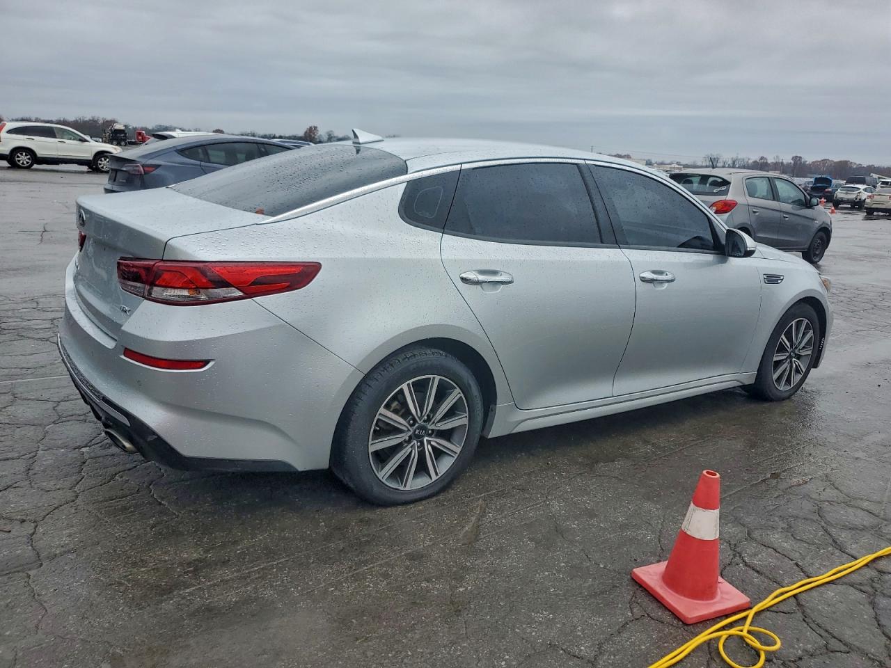 Lot #3305334305 2019 KIA OPTIMA EX