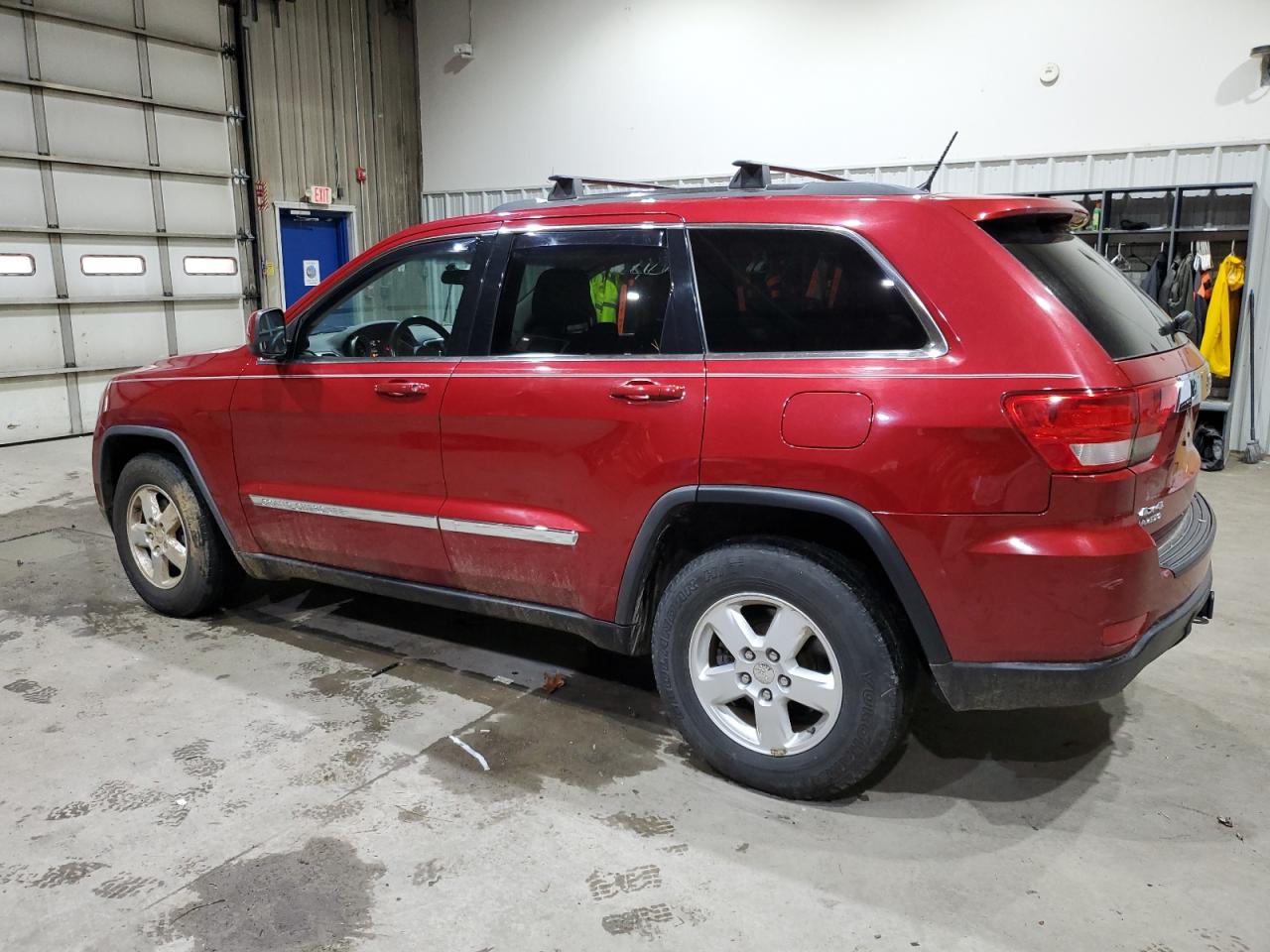 JEEP GRAND CHEROKEE LAREDO