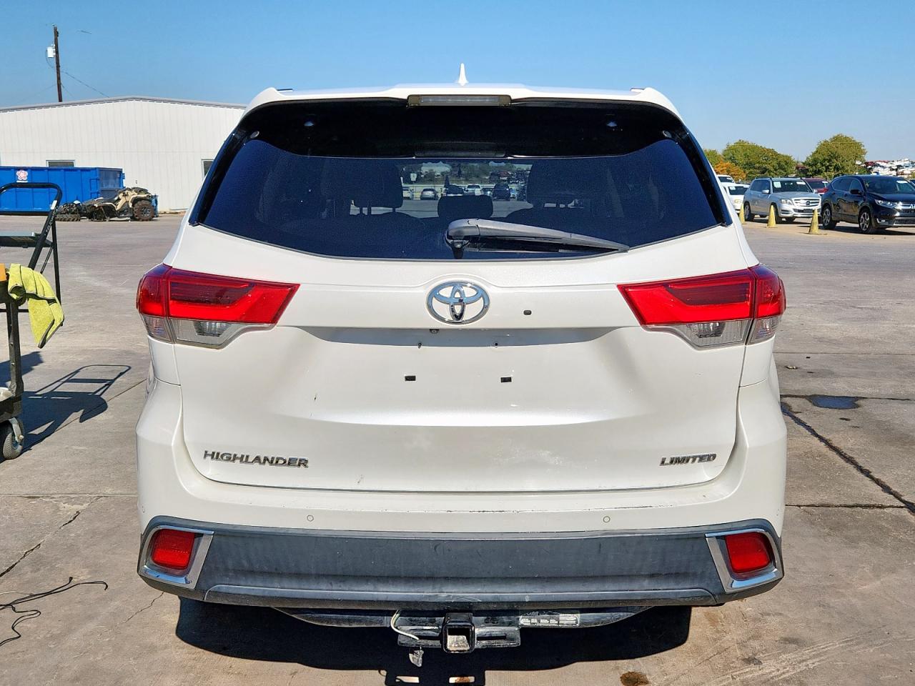 TOYOTA HIGHLANDER LIMITED
