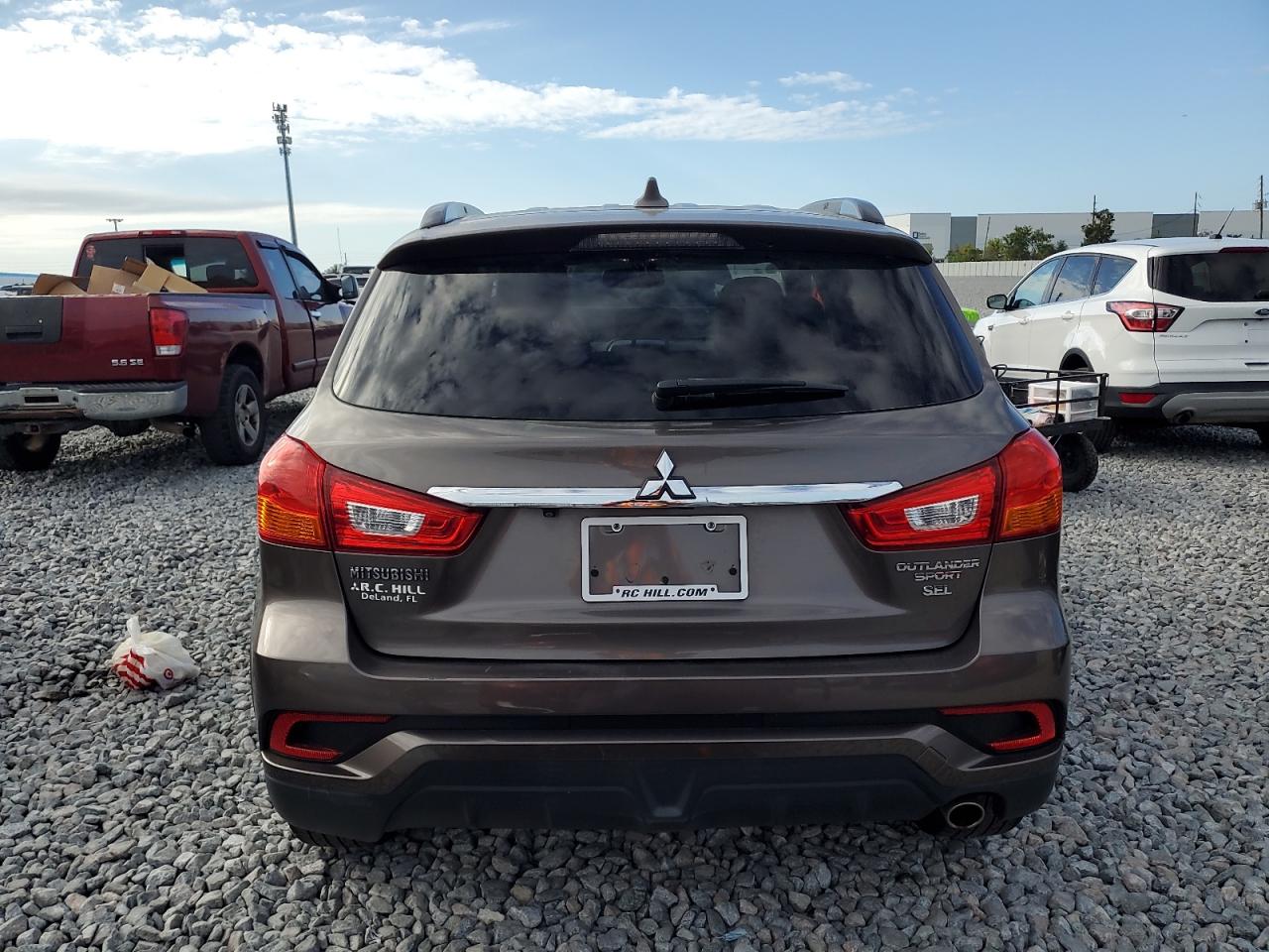 MITSUBISHI OUTLANDER SEL