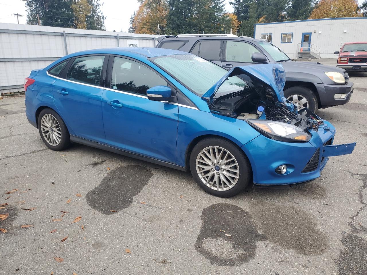 FORD FOCUS TITANIUM
