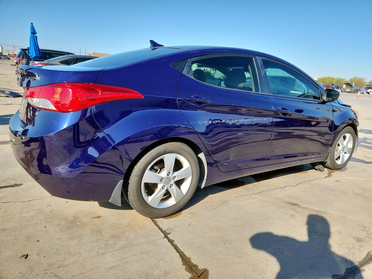 HYUNDAI ELANTRA GLS