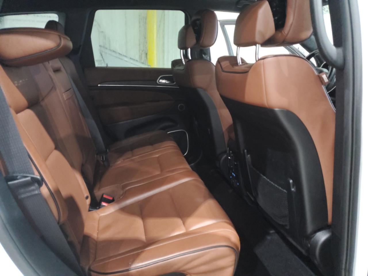 JEEP GRAND CHEROKEE SUMMIT