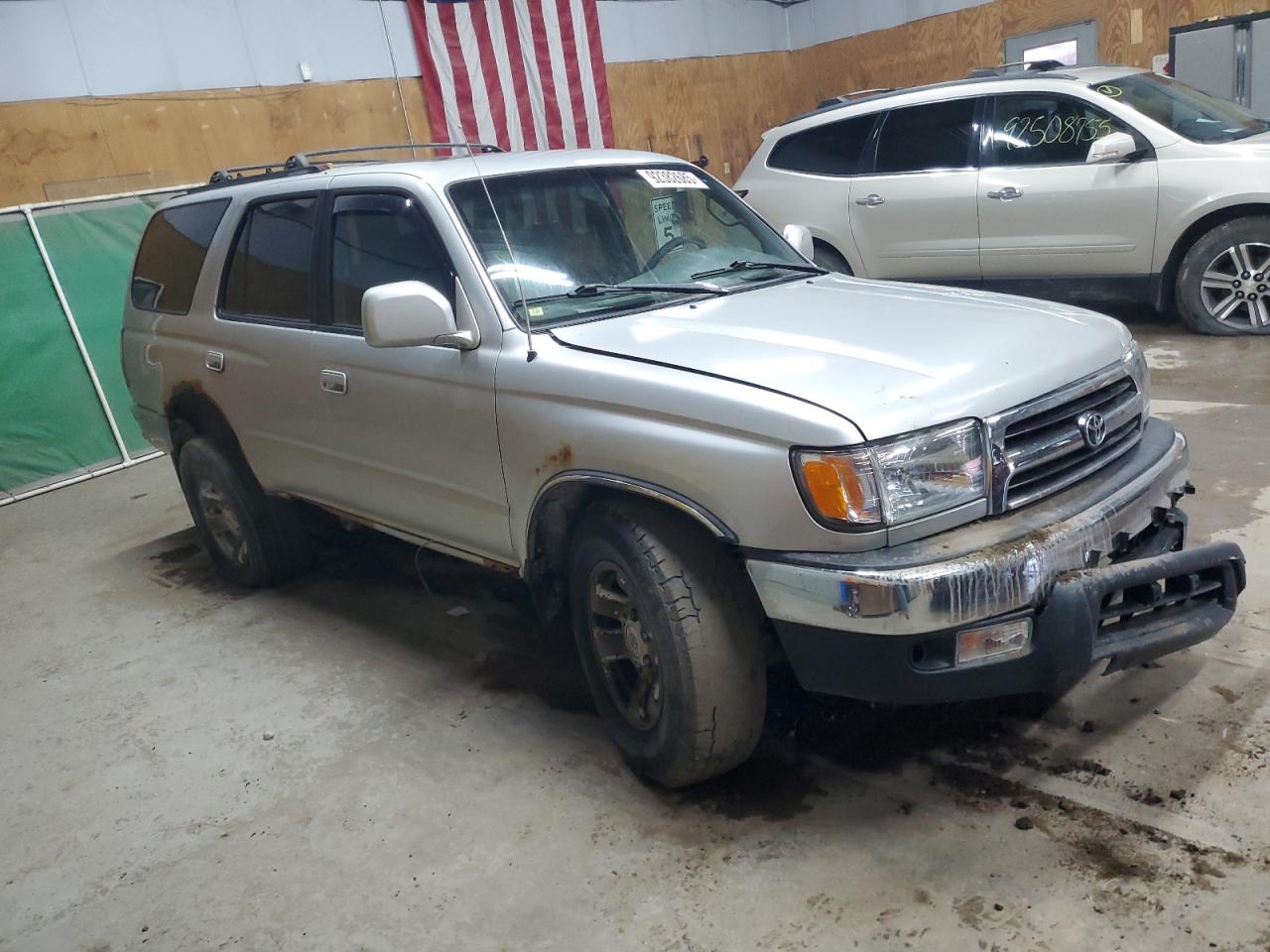 Lot #3292395300 2000 TOYOTA 4RUNNER SR