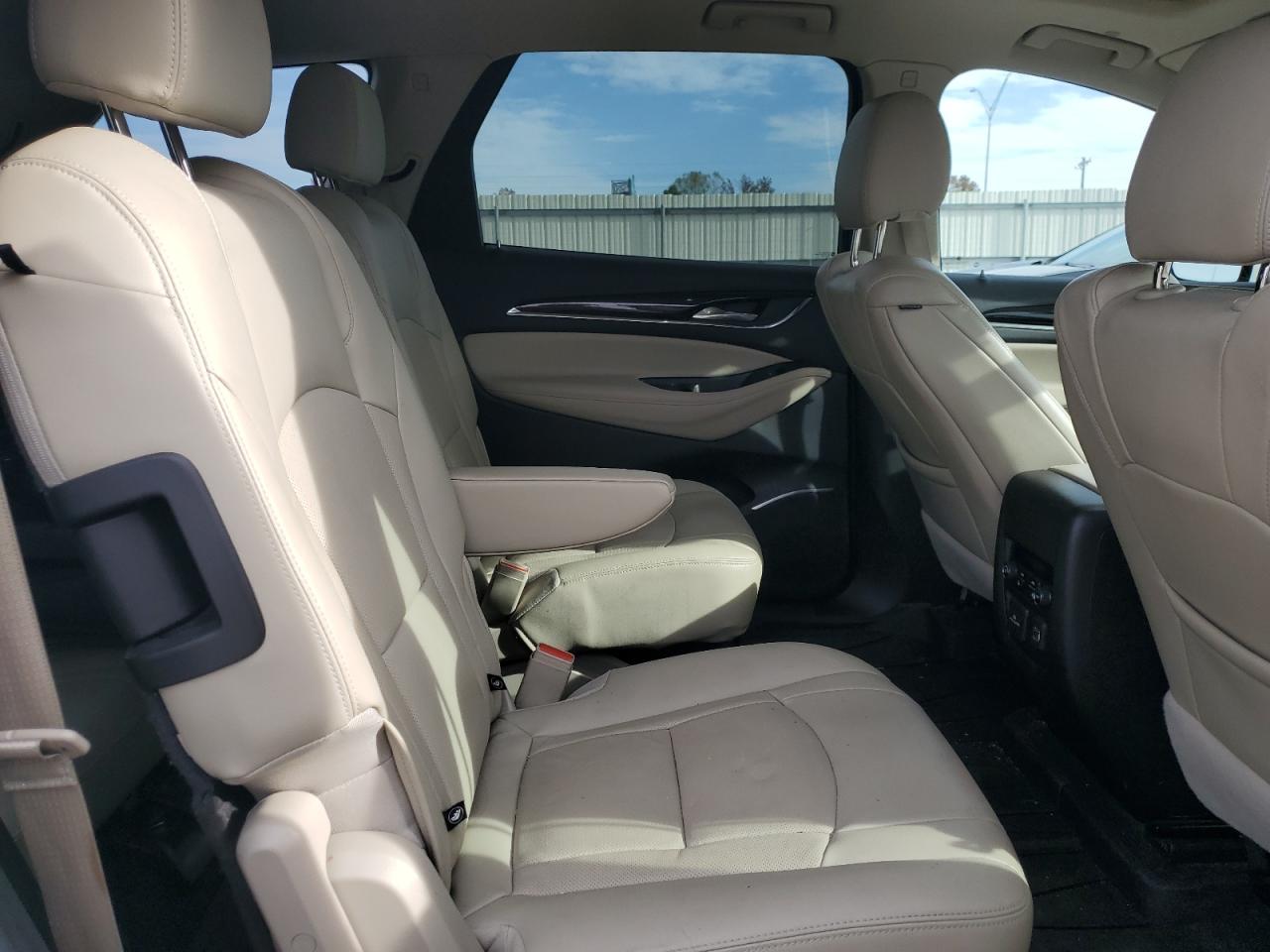 BUICK ENCLAVE PREMIUM