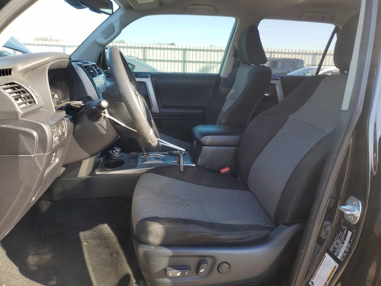 TOYOTA 4RUNNER SR5/SR5 PREMIUM