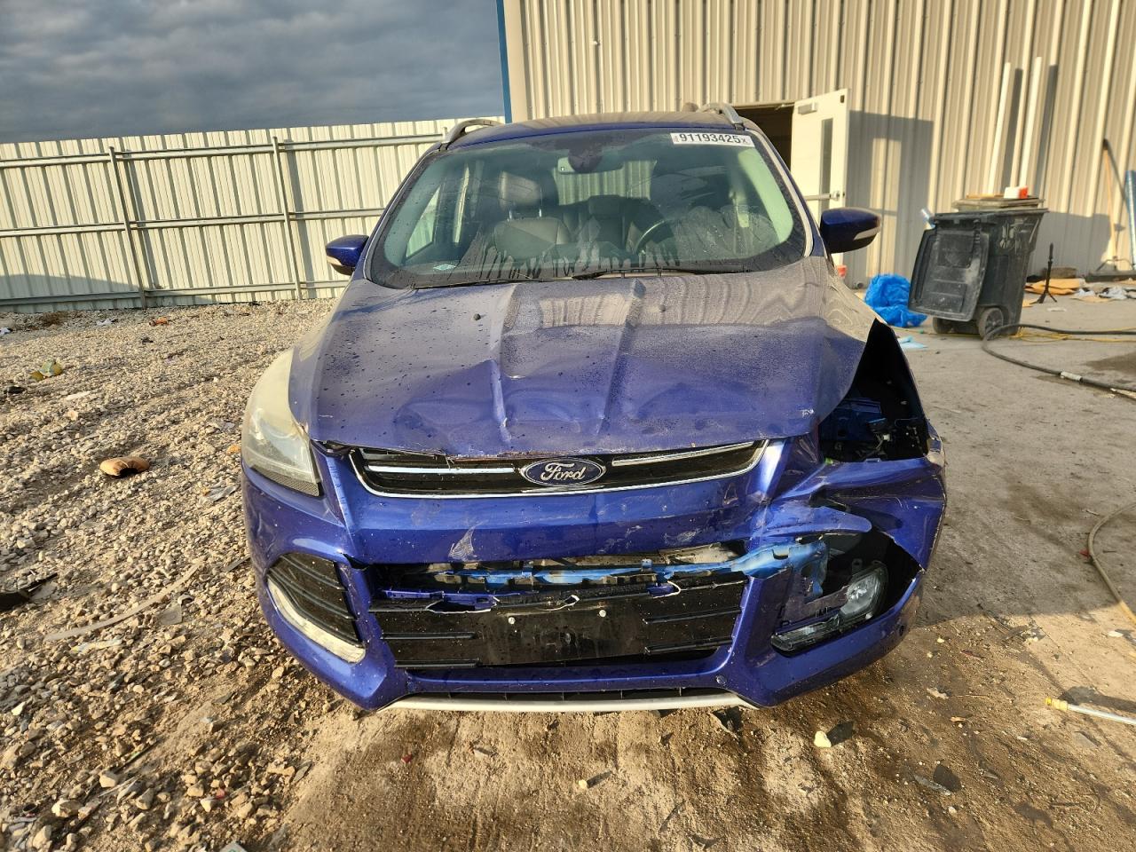 FORD ESCAPE TITANIUM