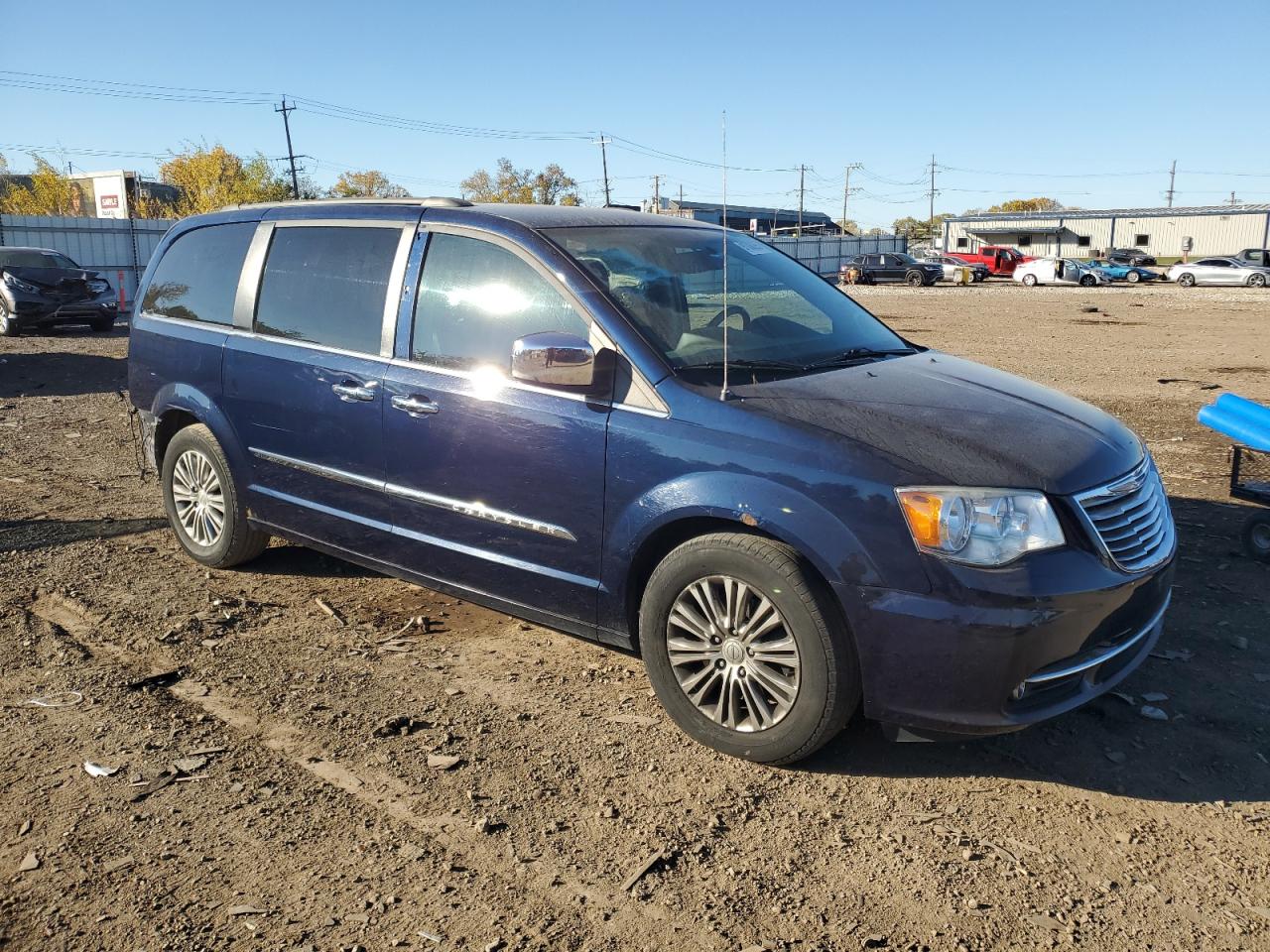 CHRYSLER TOWN & COUNTRY TOURING L