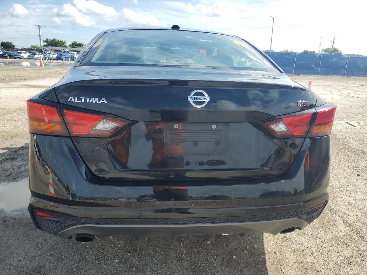 Lot #3302728119 2021 NISSAN ALTIMA SR