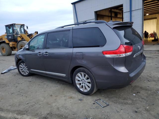 2013 TOYOTA SIENNA XLE #3292379273
