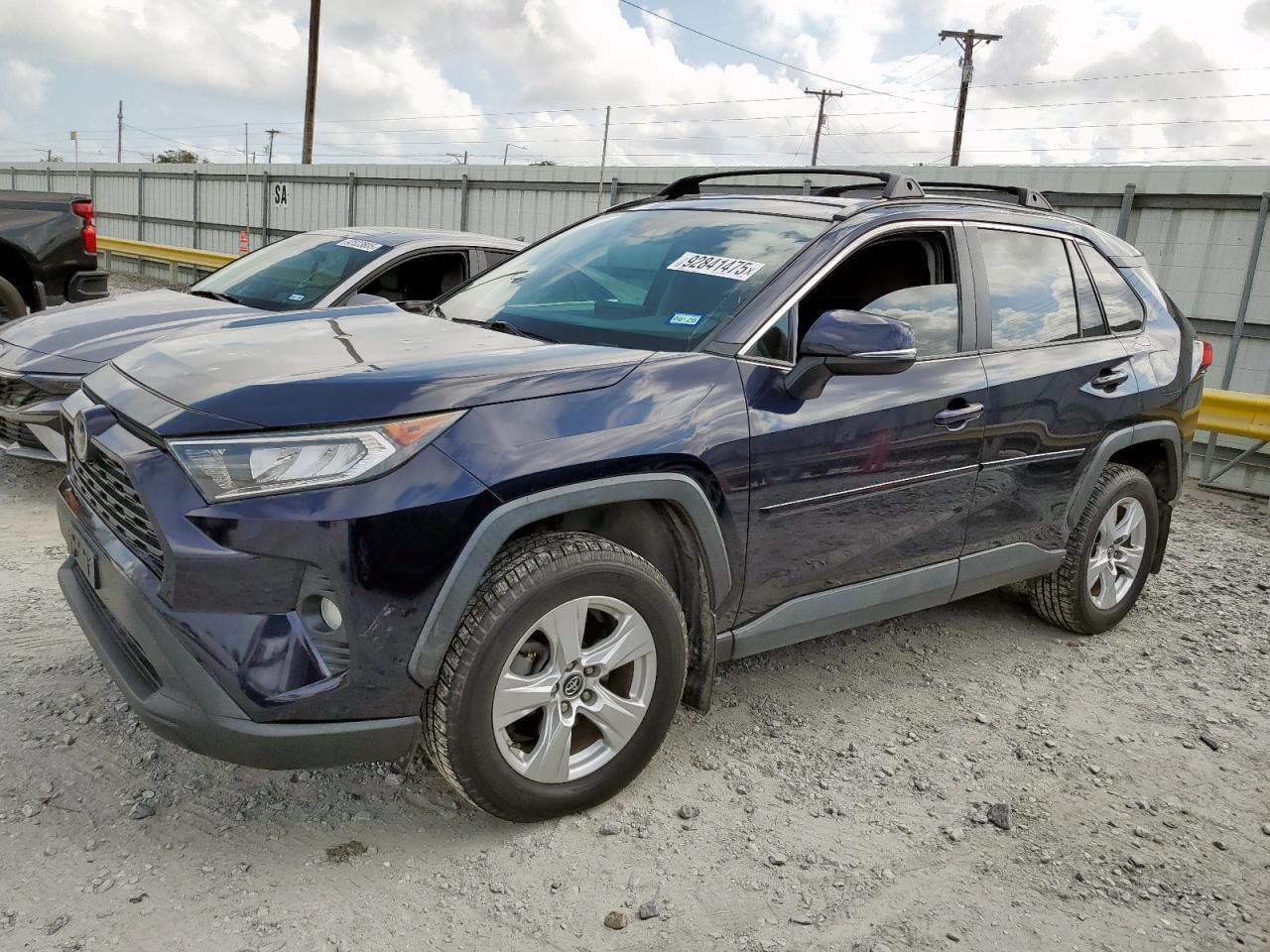 Lot #3290422794 2019 TOYOTA RAV4 XLE
