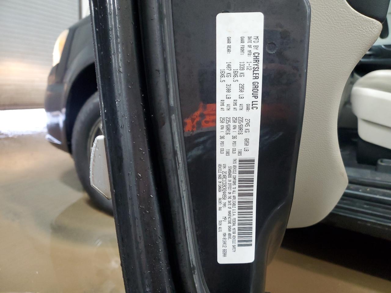 CHRYSLER TOWN & COUNTRY TOURING L