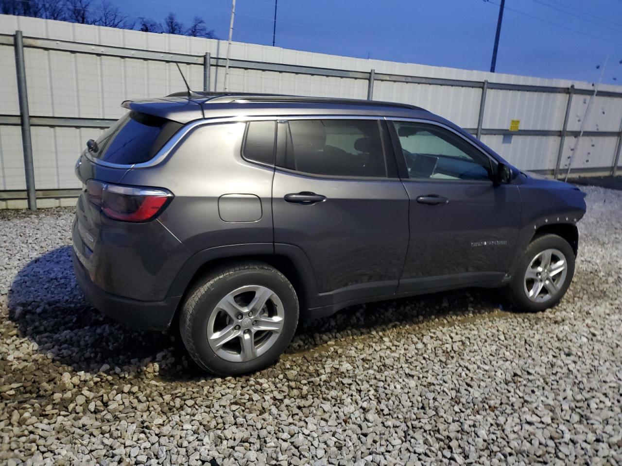JEEP COMPASS LATITUDE