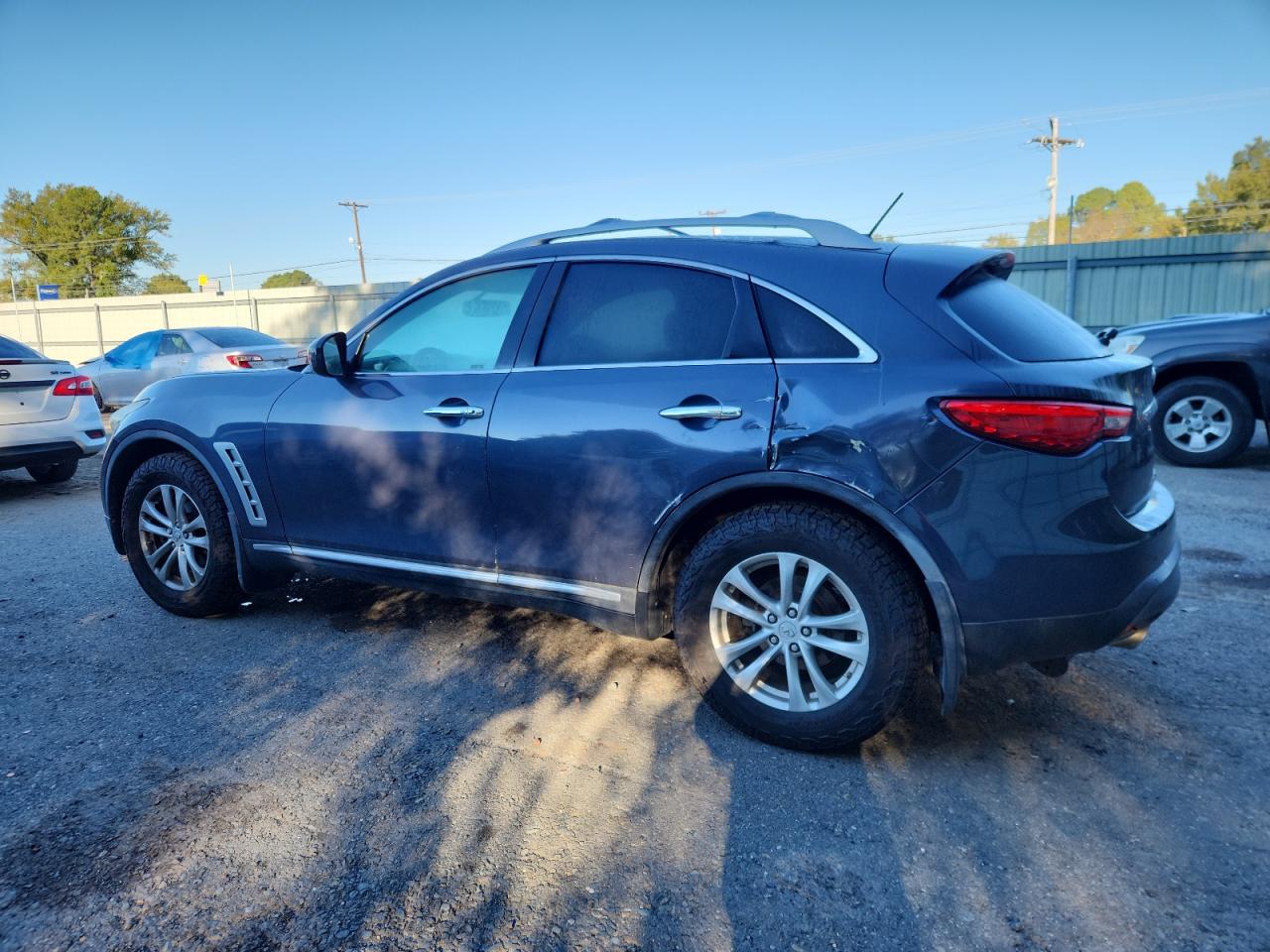 INFINITI FX35