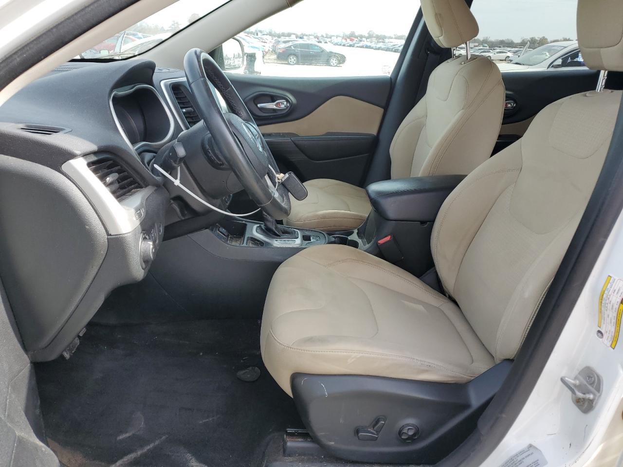 JEEP GRAND CHEROKEE LATITUDE