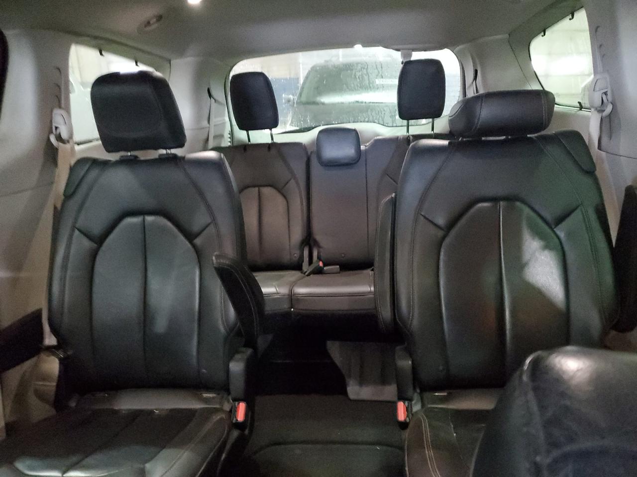 CHRYSLER PACIFICA TOURING L