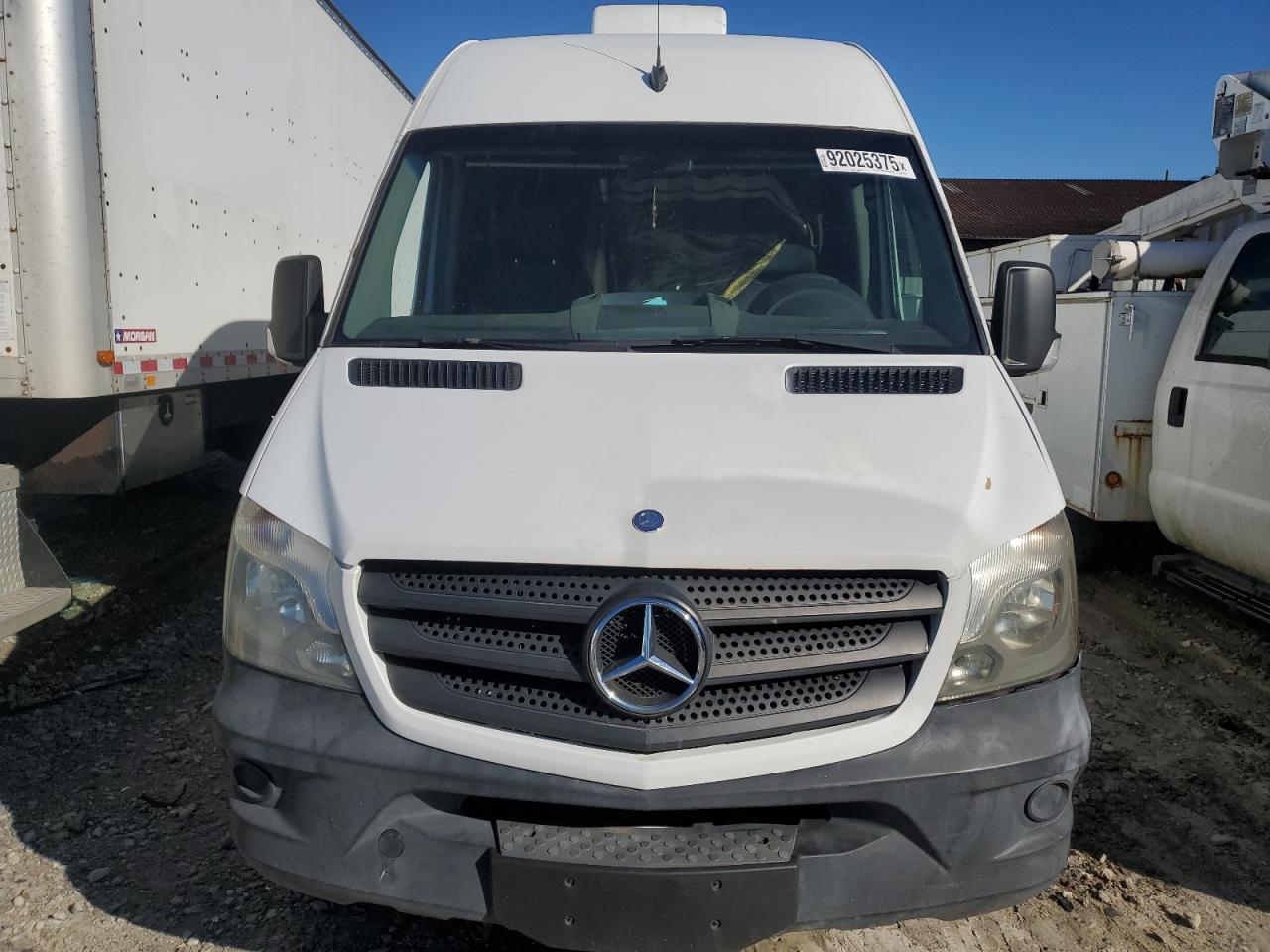 MERCEDES-BENZ SPRINTER 2500