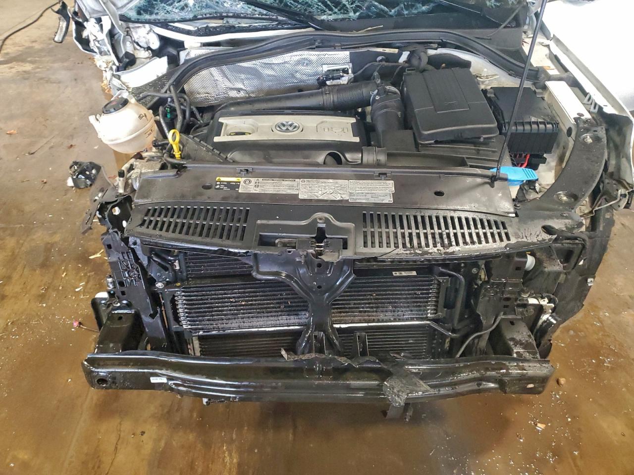 Lot #3311622225 2017 VOLKSWAGEN TIGUAN S