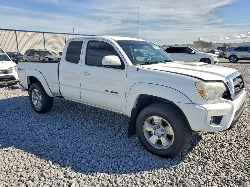 2015 TOYOTA TACOMA ACC #3301829369