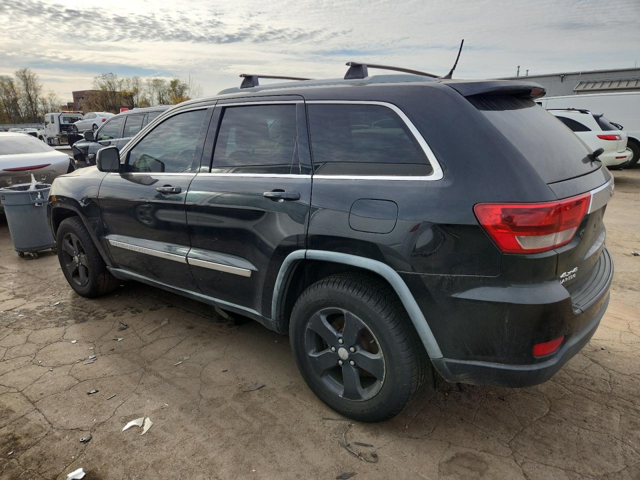 JEEP GRAND CHEROKEE LAREDO