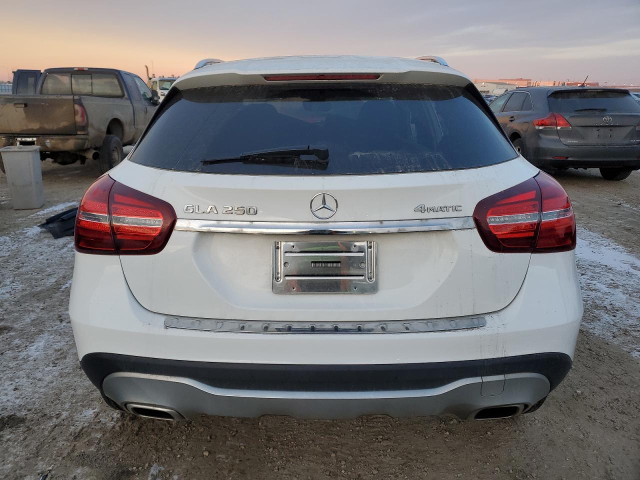 MERCEDES-BENZ GLA-CLASS 250 4MATIC