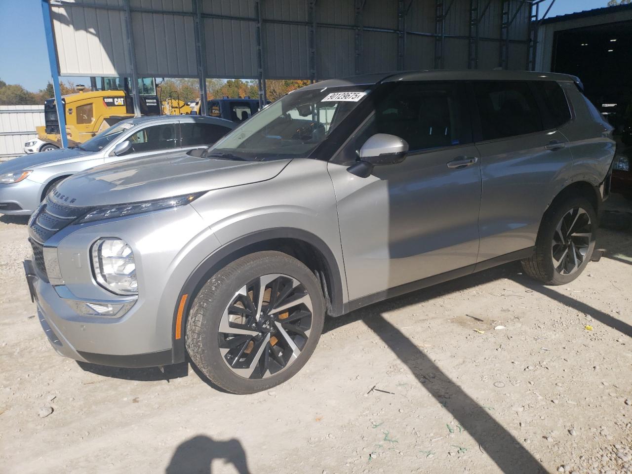 MITSUBISHI OUTLANDER SE