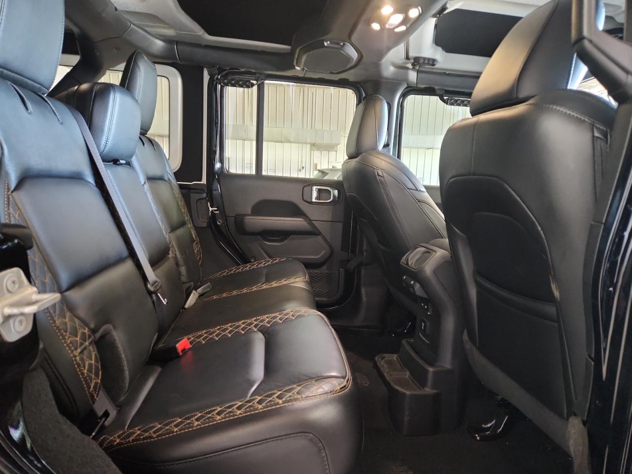 JEEP WRANGLER SAHARA